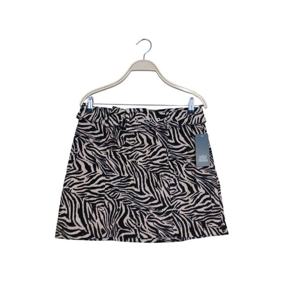 NWT Wild Fable Animal Print Mini Skirt - Tan/Black Women's Size 8 - Picture 3 of 4